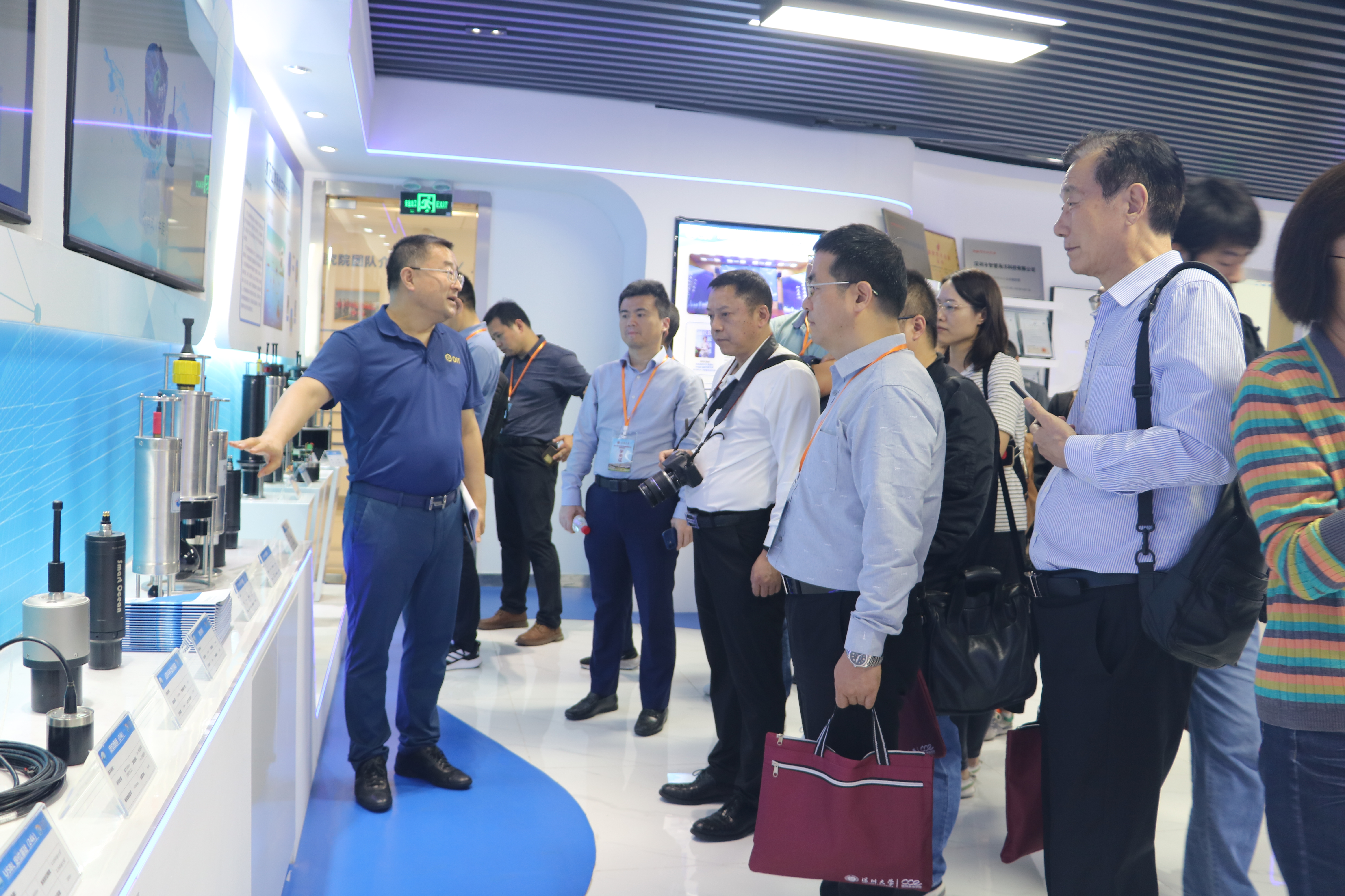 “深地(dì)深海(hǎi)科(kē)技(jì)創新高(gāo)地(dì)打造”高(gāo)級研修班莅臨産業(yè)研究院參觀學習(xí)(圖1)